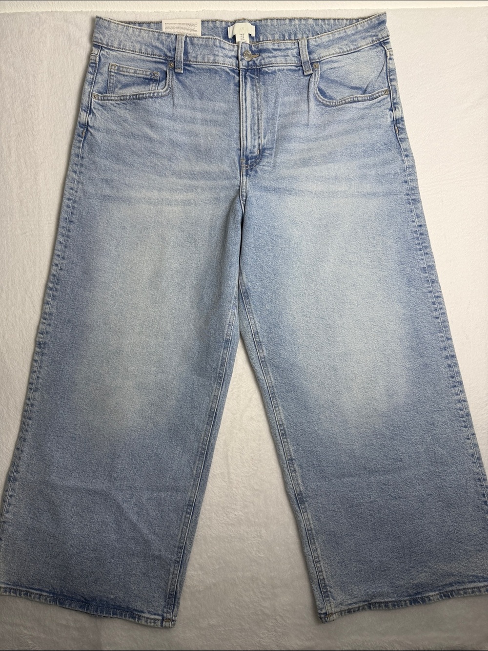 Men’s Tall H&M Light Blue Denim Jeans with Contrast Topstitching